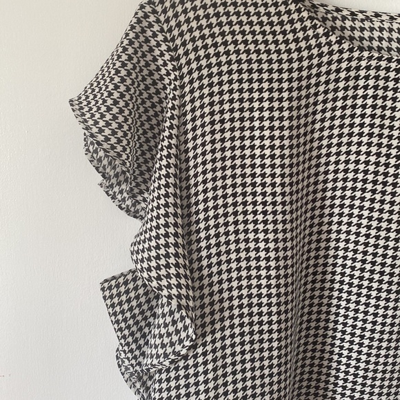 Ann Taylor Blouse - Picture 3 of 4